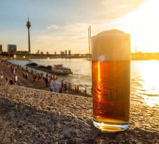 DÜSSELDORF IS PROUD OF ITS BEER